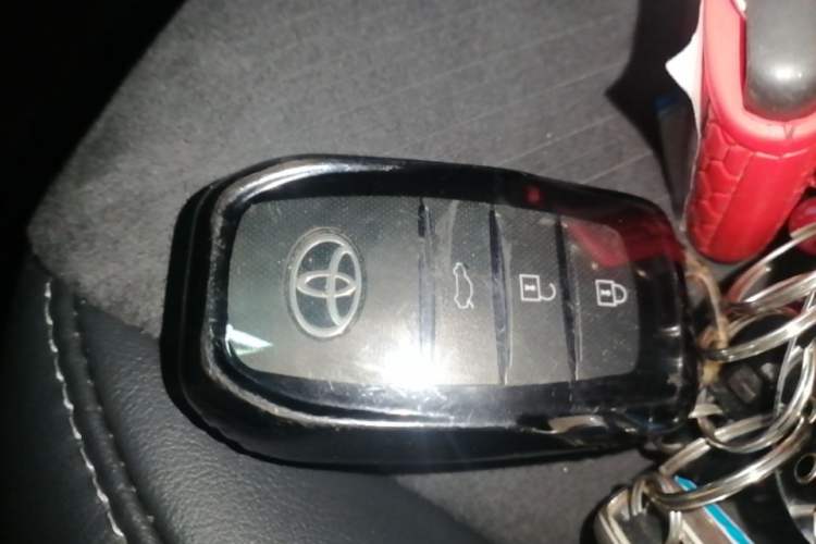 Used Toyota Camry 2024 Dual-Motor 2.0HS Sport Edition Vehicle Key