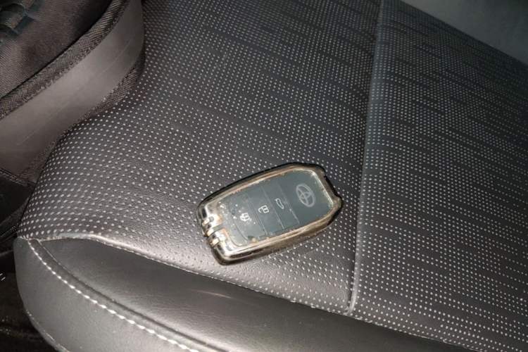 Used Toyota Camry 2024 2.0G Prestige Edition Vehicle Key