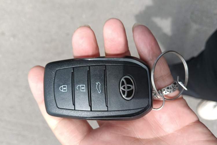 Used Toyota Camry 2024 Dual-Motor 2.0 HXS Sport Plus Edition Vehicle Key