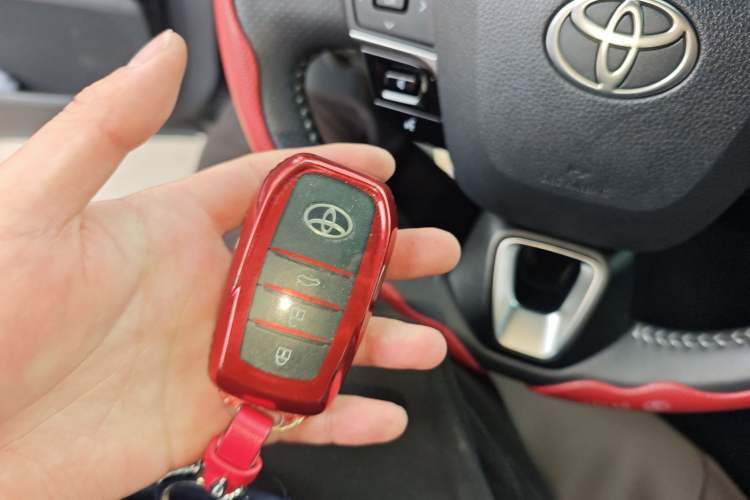 Used Toyota Camry 2024 2.0 GVP Luxury Edition Vehicle Key