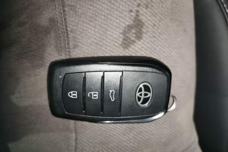 Used Toyota Camry 2024 Dual-Motor 2.0HS Sport Edition Vehicle Key