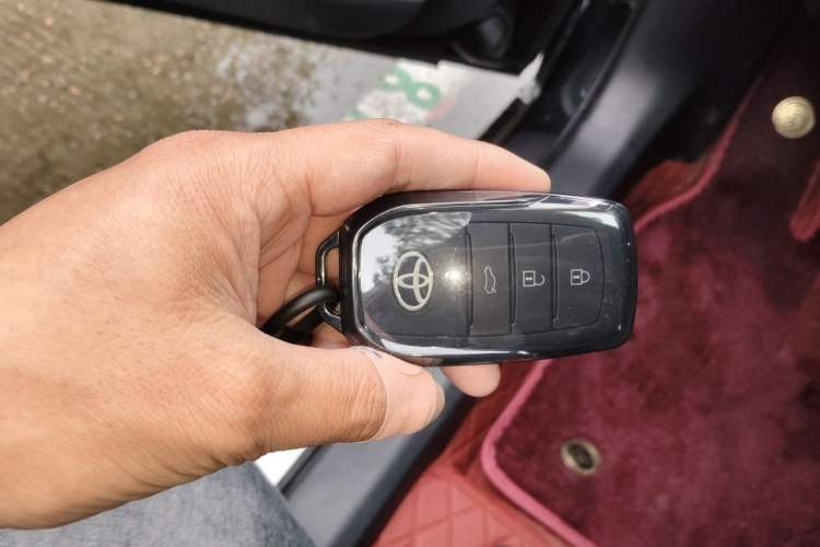 Used Toyota Camry 2024 Dual-Motor 2.0HS Sport Edition Vehicle Key