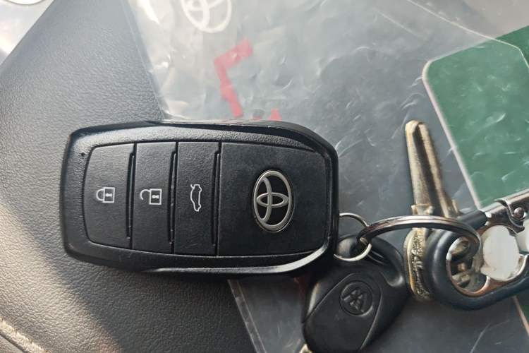 Used Toyota Camry 2024 Dual-Motor 2.0 HGVP Luxury Edition Vehicle Key