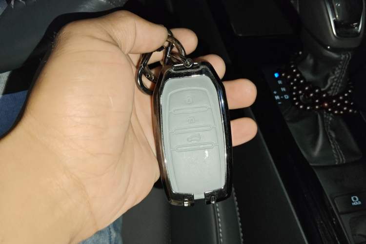 Used Toyota Camry 2024 2.0 GVP Luxury Edition Vehicle Key