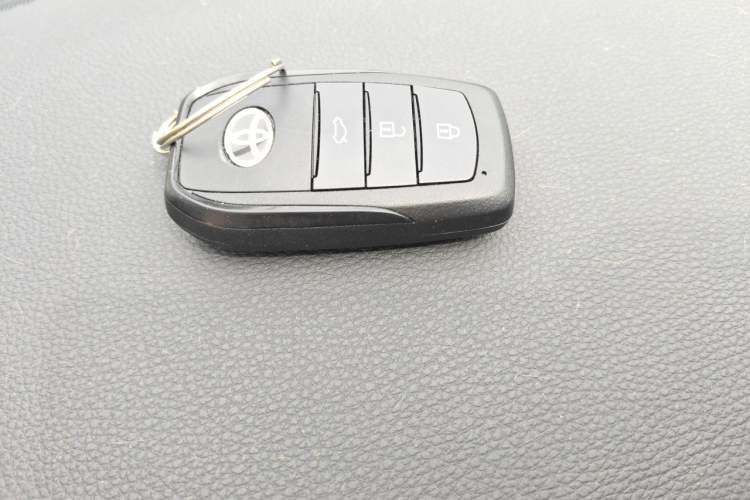 Used Toyota Camry 2024 Dual-Motor 2.0 HE Elite Edition Vehicle Key