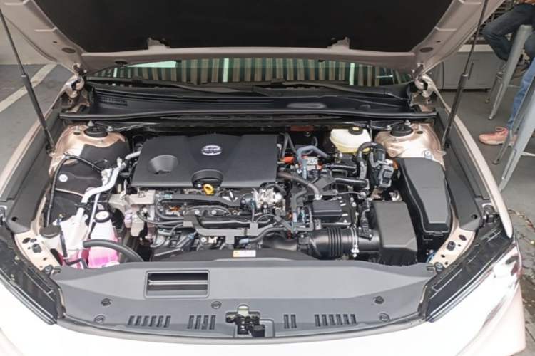 Used Toyota Camry 2024 Dual-Motor 2.0 HGVP Luxury Edition Engine Bay