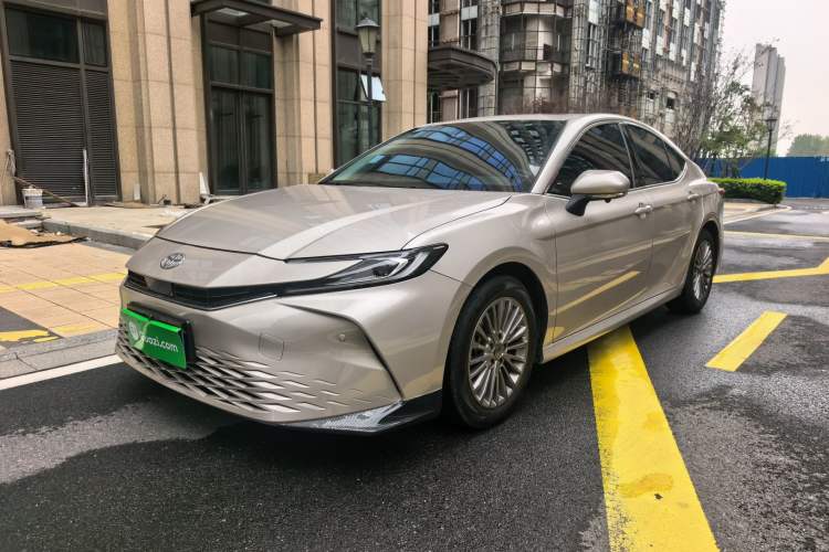Toyota Camry 2024 2.0E Elite Edition