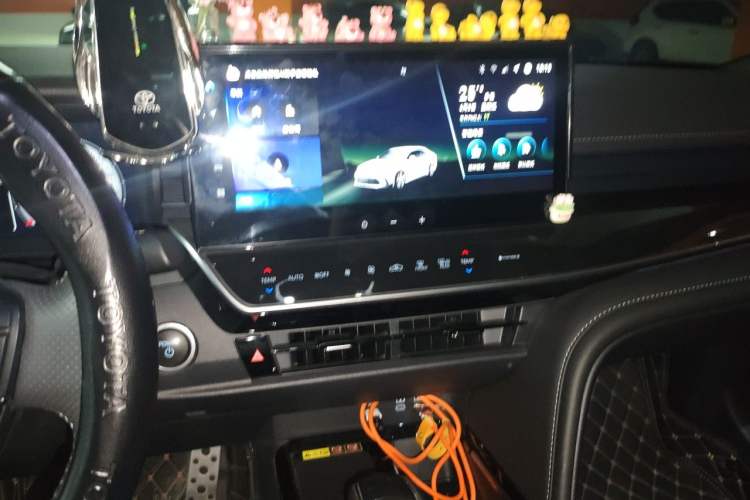 Used Toyota Camry 2024 Dual-Motor 2.0HS Sport Edition Audio And AC Panel
