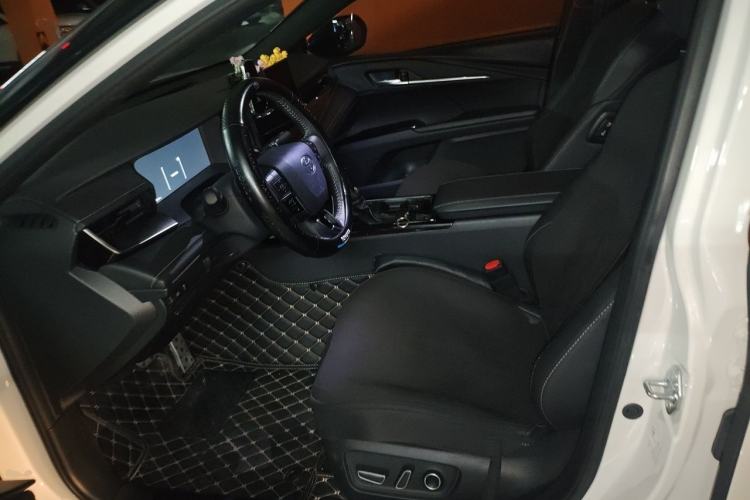 Used Toyota Camry 2024 Dual-Motor 2.0HS Sport Edition Left Front Seat