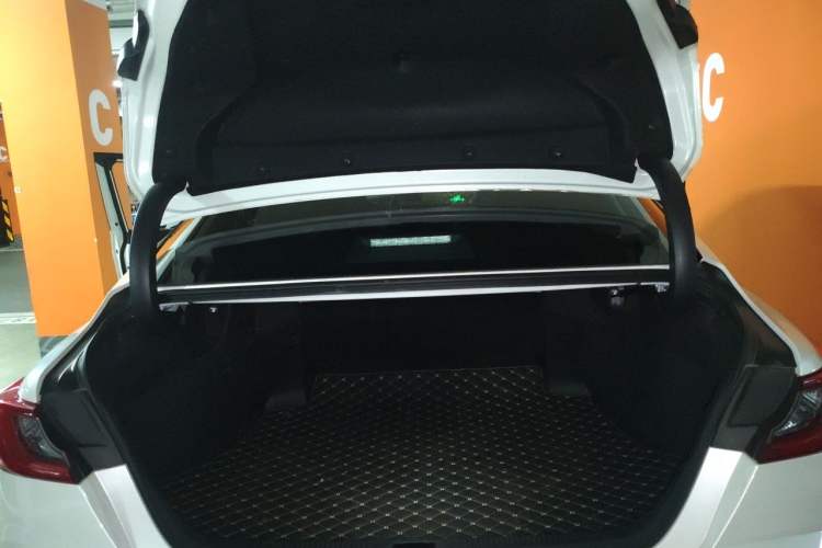 Used Toyota Camry 2024 Dual-Motor 2.0HS Sport Edition Trunk