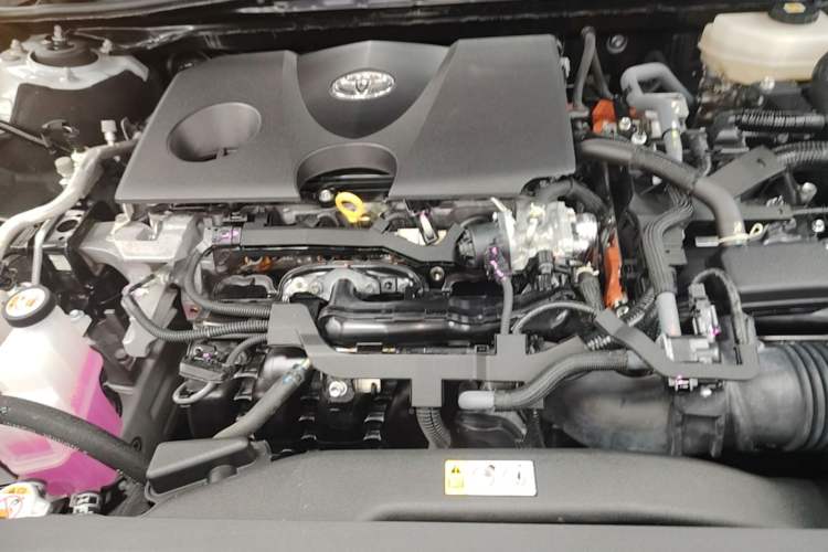 Used Toyota Camry 2024 Dual-Motor 2.0 HG Premium Edition Engine Bay