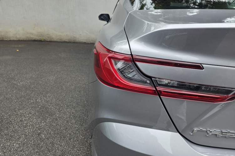 Used Toyota Camry 2024 Dual-Motor 2.0 HGVP Luxury Edition Exterior 11