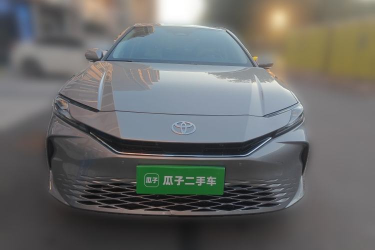 Used Toyota Camry 2024 Dual-Motor 2.0 HGVP Luxury Edition Front