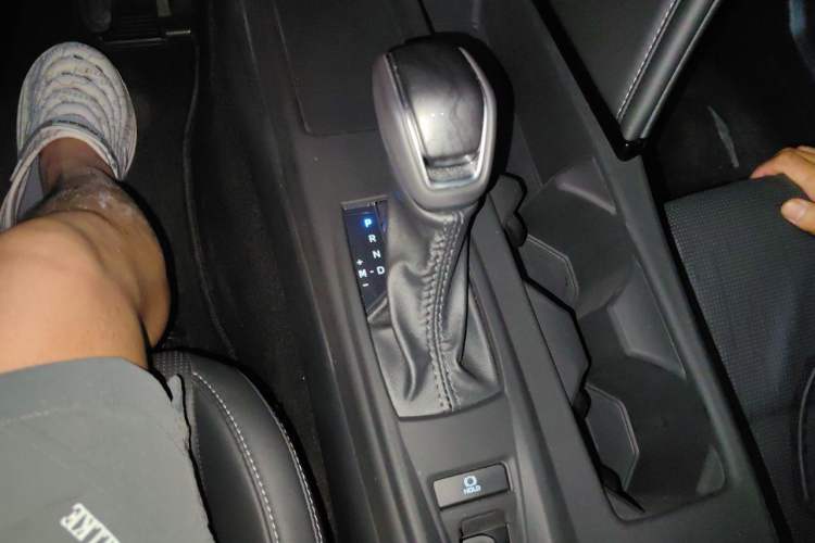Used Toyota Camry 2024 2.0G Prestige Edition Gear Lever