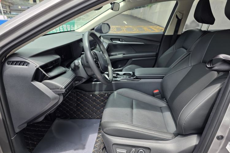 Used Toyota Camry 2024 Dual-Motor 2.0 HGVP Luxury Edition Interior 3