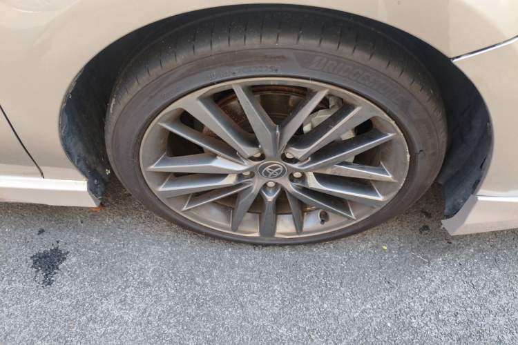 Used Toyota Camry 2024 Dual-Motor 2.0 HXS Sport Plus Edition Right Front Wheel Hub