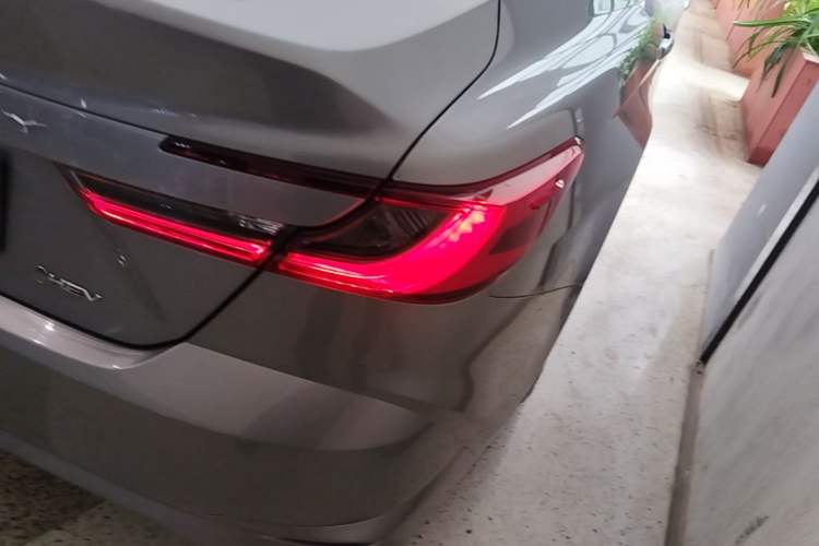 Used Toyota Camry 2024 Dual-Motor 2.0 HGVP Luxury Edition Right Rear Taillight