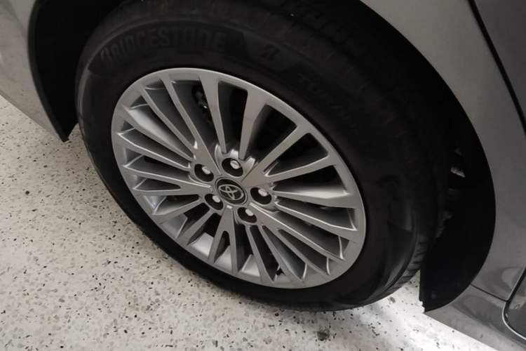 Used Toyota Camry 2024 Dual-Motor 2.0 HGVP Luxury Edition Right Rear Wheel Hub