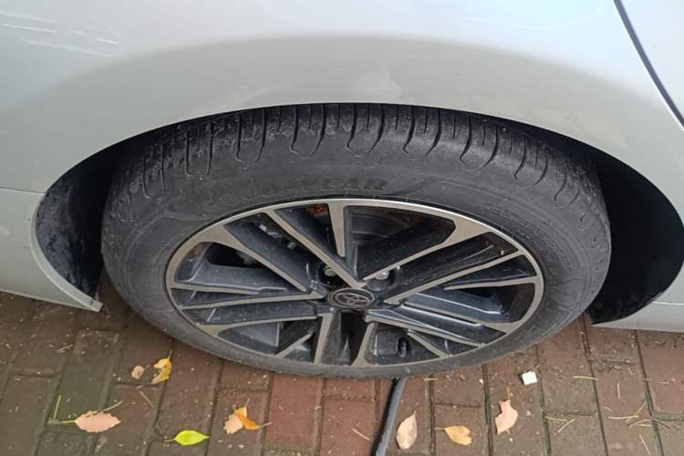Used Toyota Camry 2024 Dual-Engine 2.5HG Prestige Edition Right Rear Wheel Hub