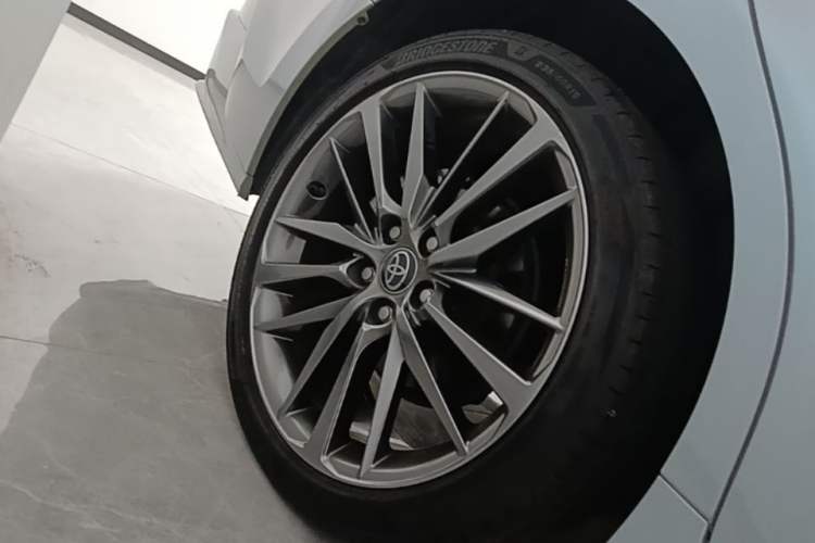 Used Toyota Camry 2024 Dual-Motor 2.0 HXS Sport Plus Edition Right Rear Wheel Hub