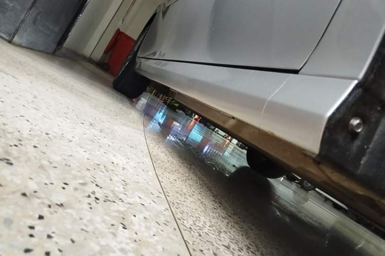 Used Toyota Camry 2024 Dual-Motor 2.0 HGVP Luxury Edition Right Side Sill
