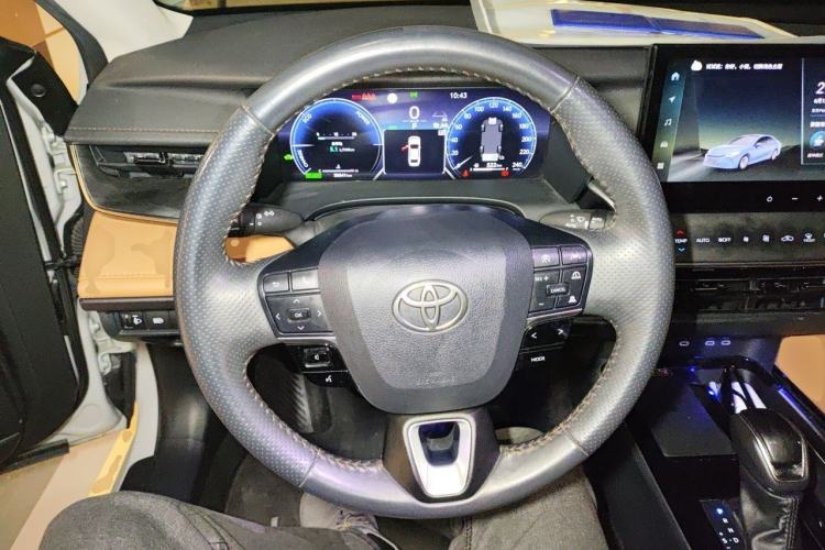 Used Toyota Camry 2024 Dual-Motor 2.0 HG Premium Edition Steering Wheel