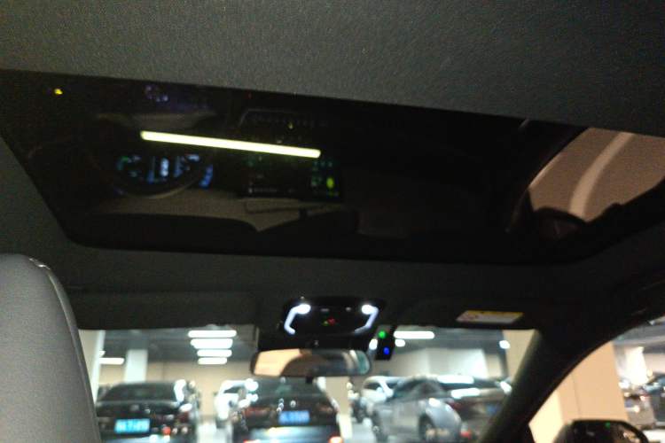 Used Toyota Camry 2024 Dual-Motor 2.0HS Sport Edition Headliner