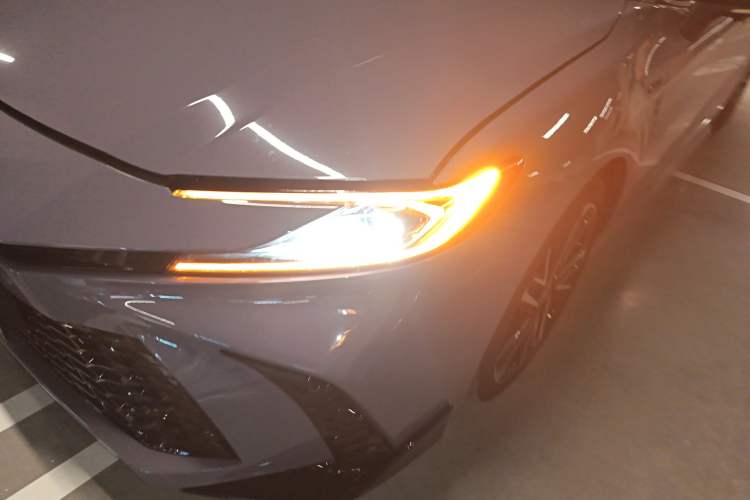 Used Toyota Camry 2024 Dual-Motor 2.0HS Sport Edition Left Front Headlight