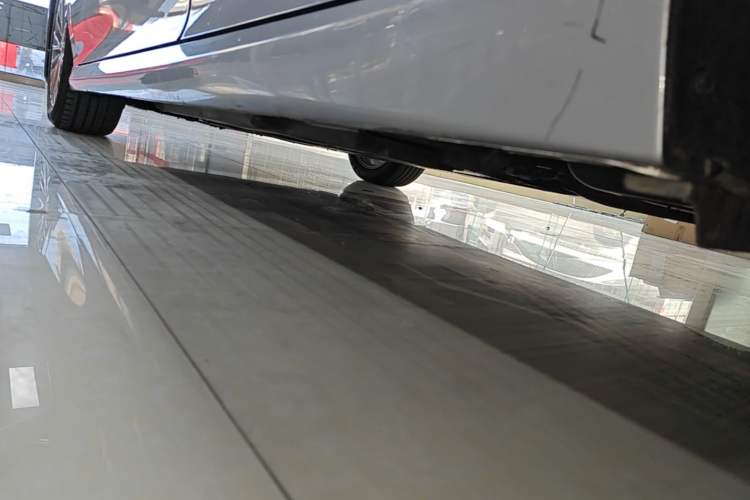 Used Toyota Camry 2024 2.0E Elite Edition Chassis Rear Left