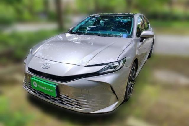 Used Toyota Camry 2024 Dual-Motor 2.0 HG Premium Edition
