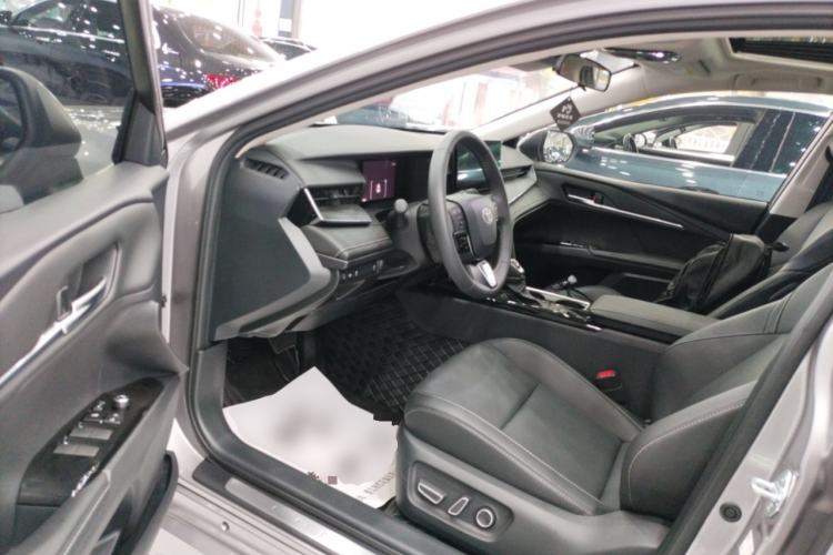 Used Toyota Camry 2024 2.0 GVP Luxury Edition Driver Seat