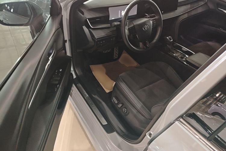 Used Toyota Camry 2024 2.0S Sport Edition Driver Seat