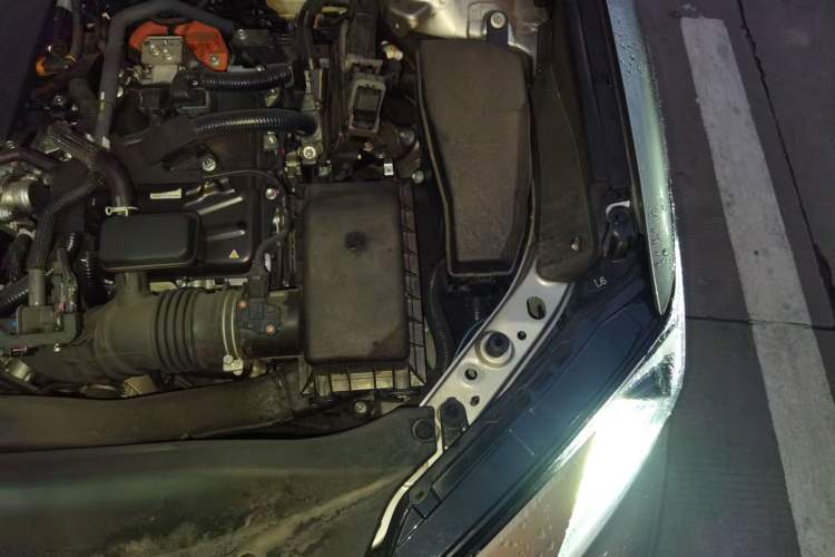 Used Toyota Camry 2024 2.0 GVP Luxury Edition Engine Bay Left