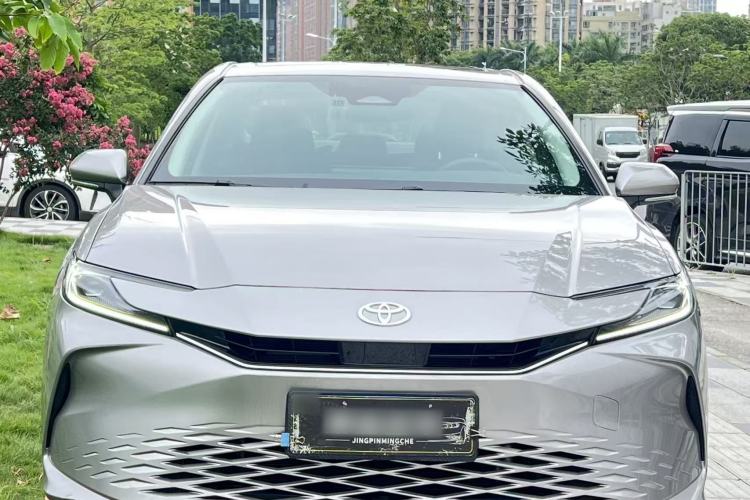 Used Toyota Camry 2024 Dual-Motor 2.0 HGVP Luxury Edition Exterior 1