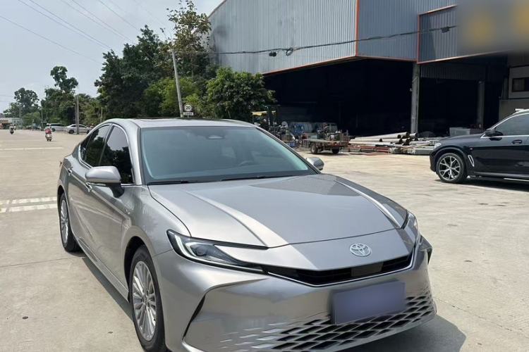 Used Toyota Camry 2024 Dual-Motor 2.0 HGVP Luxury Edition Exterior 1