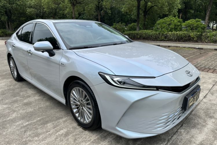 Used Toyota Camry 2024 Dual-Motor 2.0 HGVP Luxury Edition Exterior 2