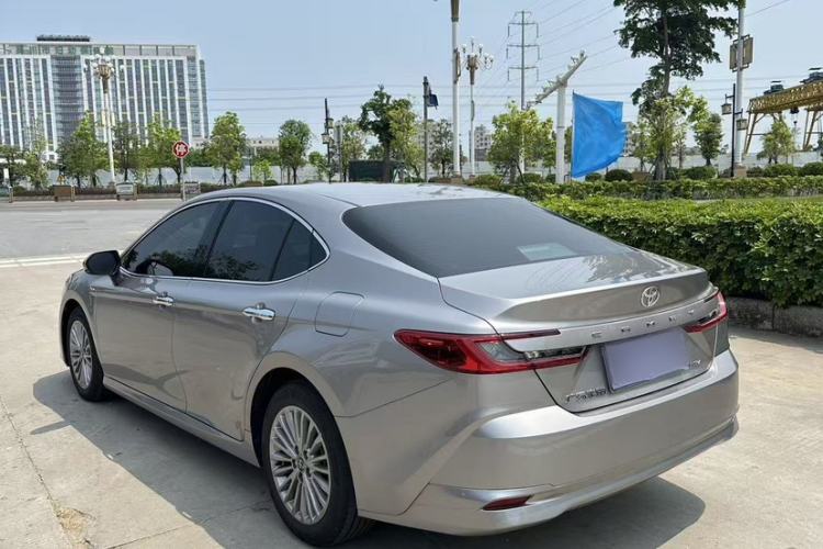 Used Toyota Camry 2024 Dual-Motor 2.0 HGVP Luxury Edition Exterior 3