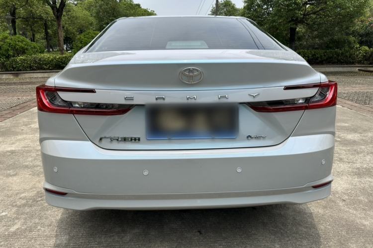 Used Toyota Camry 2024 Dual-Motor 2.0 HGVP Luxury Edition Exterior 3