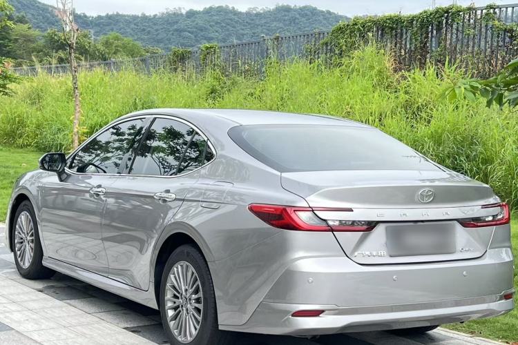 Used Toyota Camry 2024 Dual-Motor 2.0 HGVP Luxury Edition Exterior 4