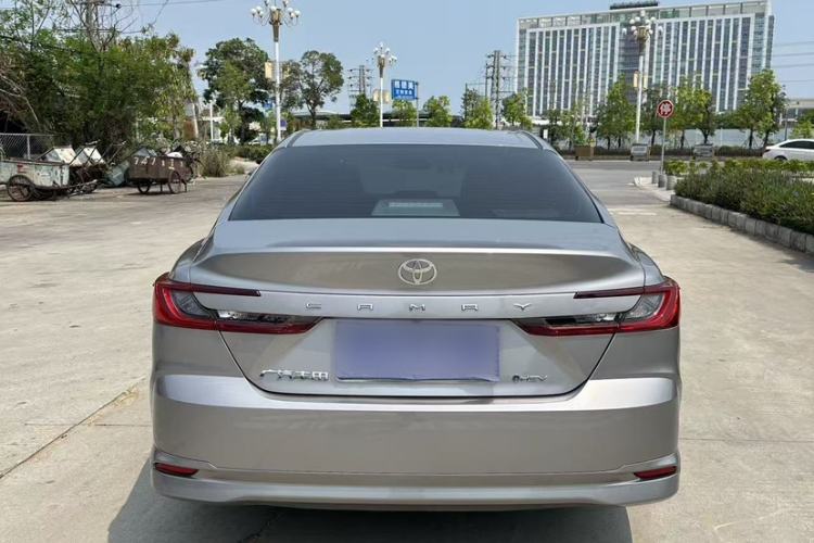 Used Toyota Camry 2024 Dual-Motor 2.0 HGVP Luxury Edition Exterior 4