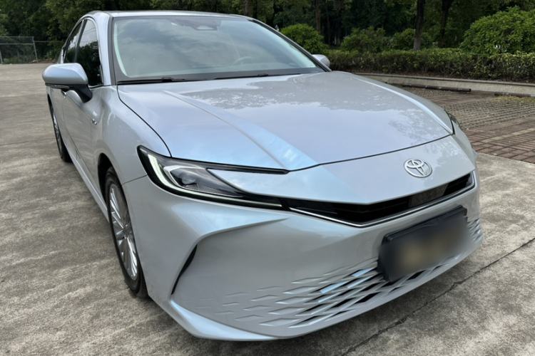 Used Toyota Camry 2024 Dual-Motor 2.0 HGVP Luxury Edition Exterior 4