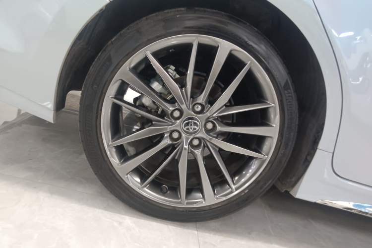 Used Toyota Camry 2024 Dual-Motor 2.0 HXS Sport Plus Edition Exterior 5