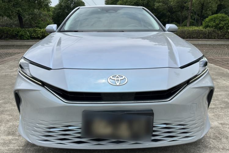 Used Toyota Camry 2024 Dual-Motor 2.0 HGVP Luxury Edition Exterior 5