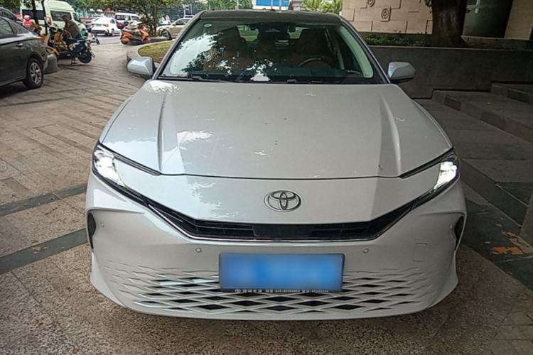 Used Toyota Camry 2024 Dual-Motor 2.0 HG Premium Edition Front