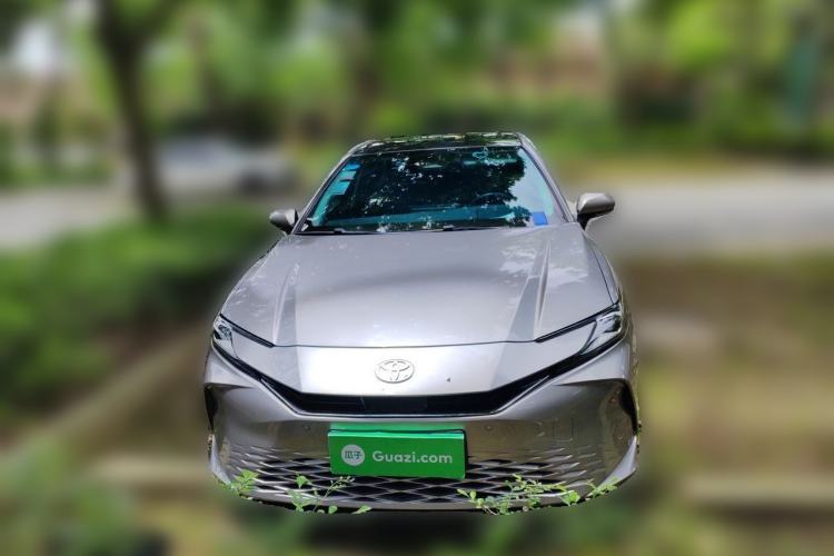 Used Toyota Camry 2024 Dual-Motor 2.0 HG Premium Edition Front