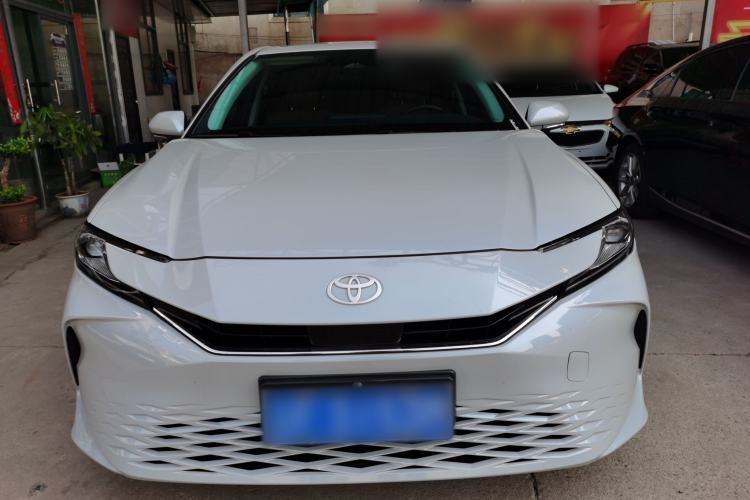 Used Toyota Camry 2024 Dual-Motor 2.0 HGVP Luxury Edition Front