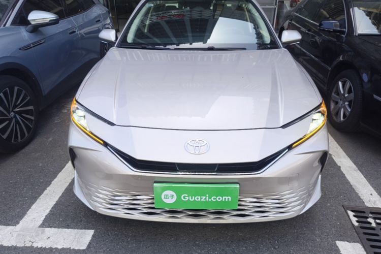 Used Toyota Camry 2024 Dual-Motor 2.0 HGVP Luxury Edition Front