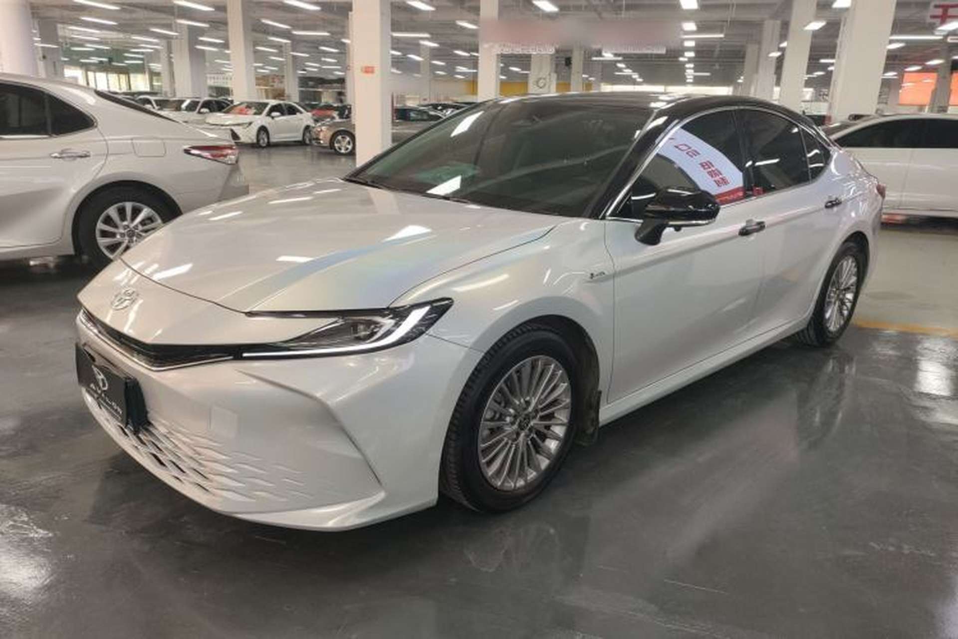 Used Toyota Camry 2024 Dual-Motor 2.0 HGVP Luxury Edition Front Left 45 Deg