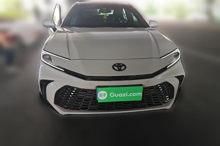 Used Toyota Camry 2024 Dual-Motor 2.0HS Sport Edition Front