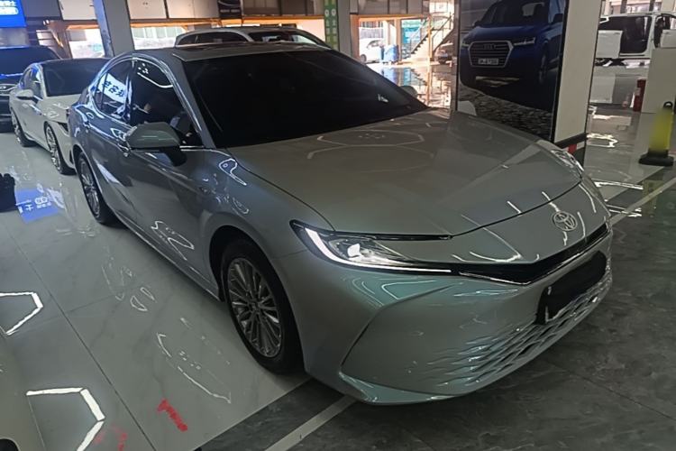 Used Toyota Camry 2024 Dual-Motor 2.0 HGVP Luxury Edition Front Right 45 Deg